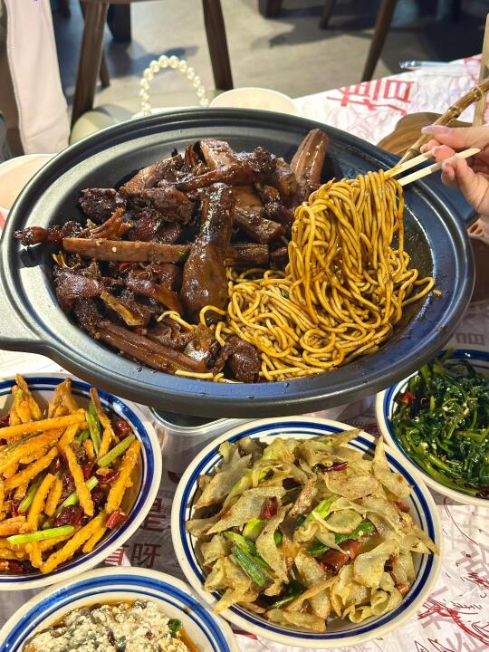 宜昌人挑战姚克辣…顶不住了…🥵