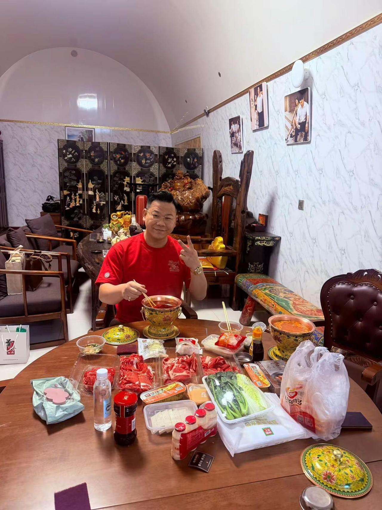 感谢认可我的兄弟给我点的赞，都在心里了。我会给你们做一件事。但只有一件。在心里了