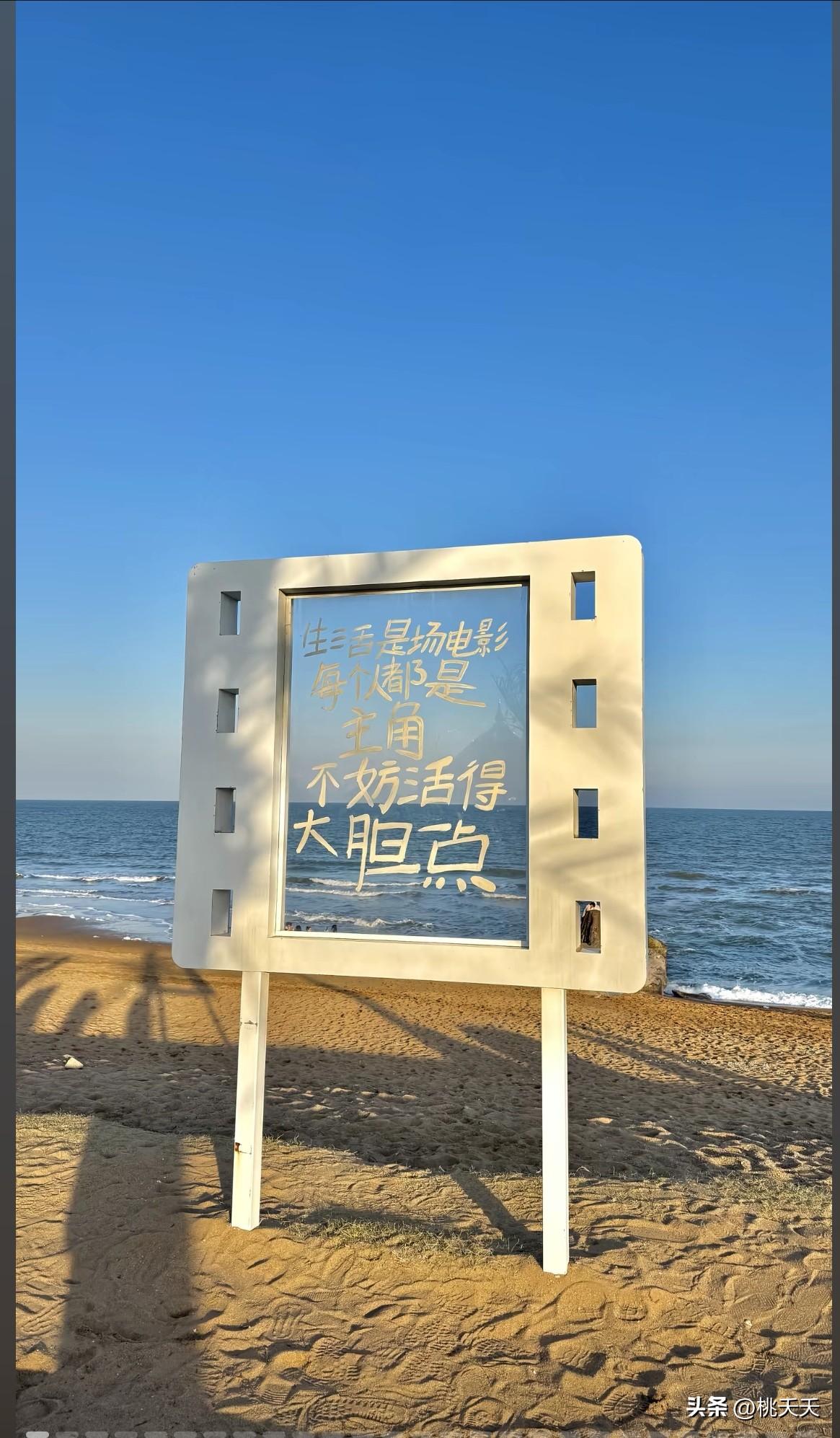 我朋友今年生了三胎，前天喜提30万的七座车，油电混动的。她说那是她老公奖励她生的
