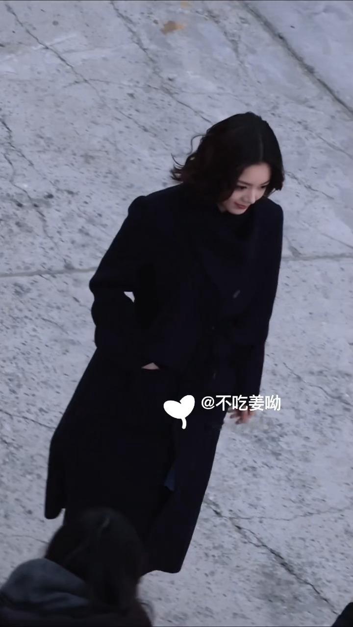 聂总🥵🥵好帅啊麦啊啊啊啊赵今麦黑色大衣造型骄阳似我庆功宴