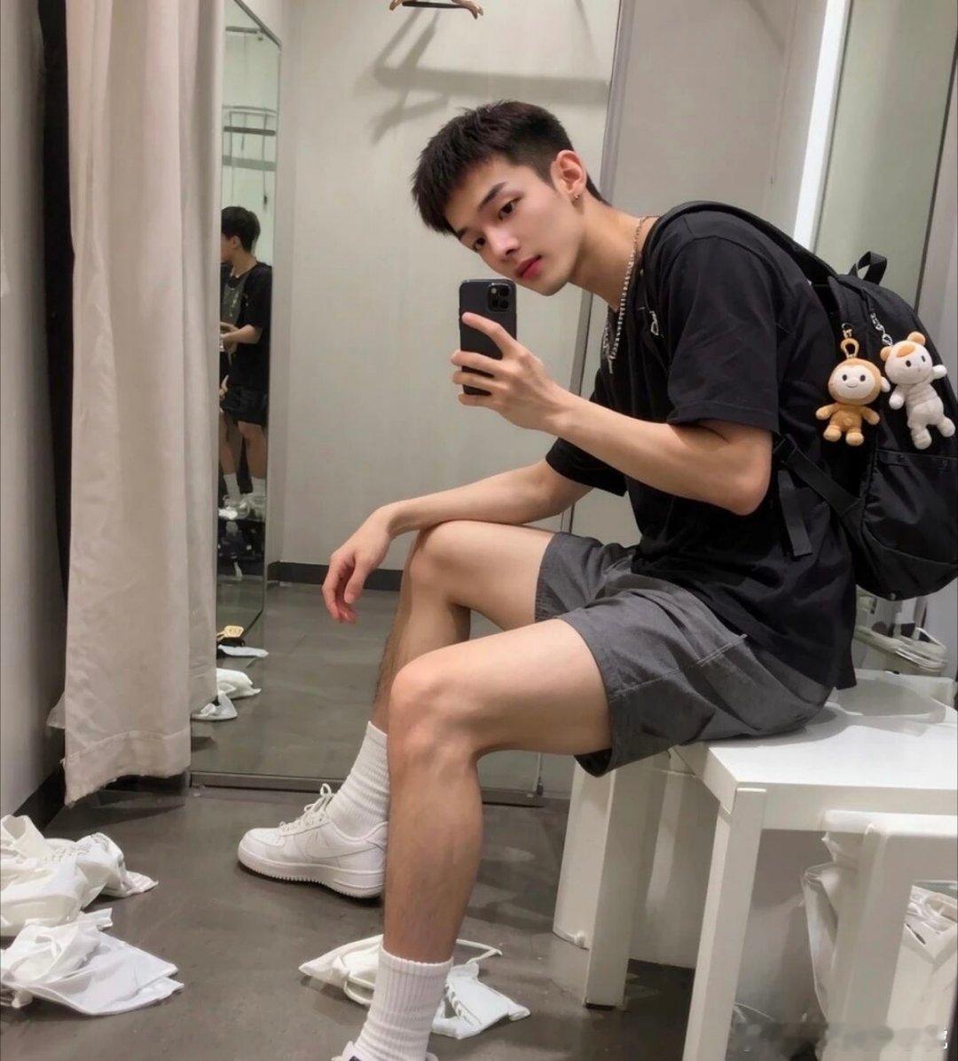 春日减肥计划该提上日程了加油吧少年，我们一起努力。 