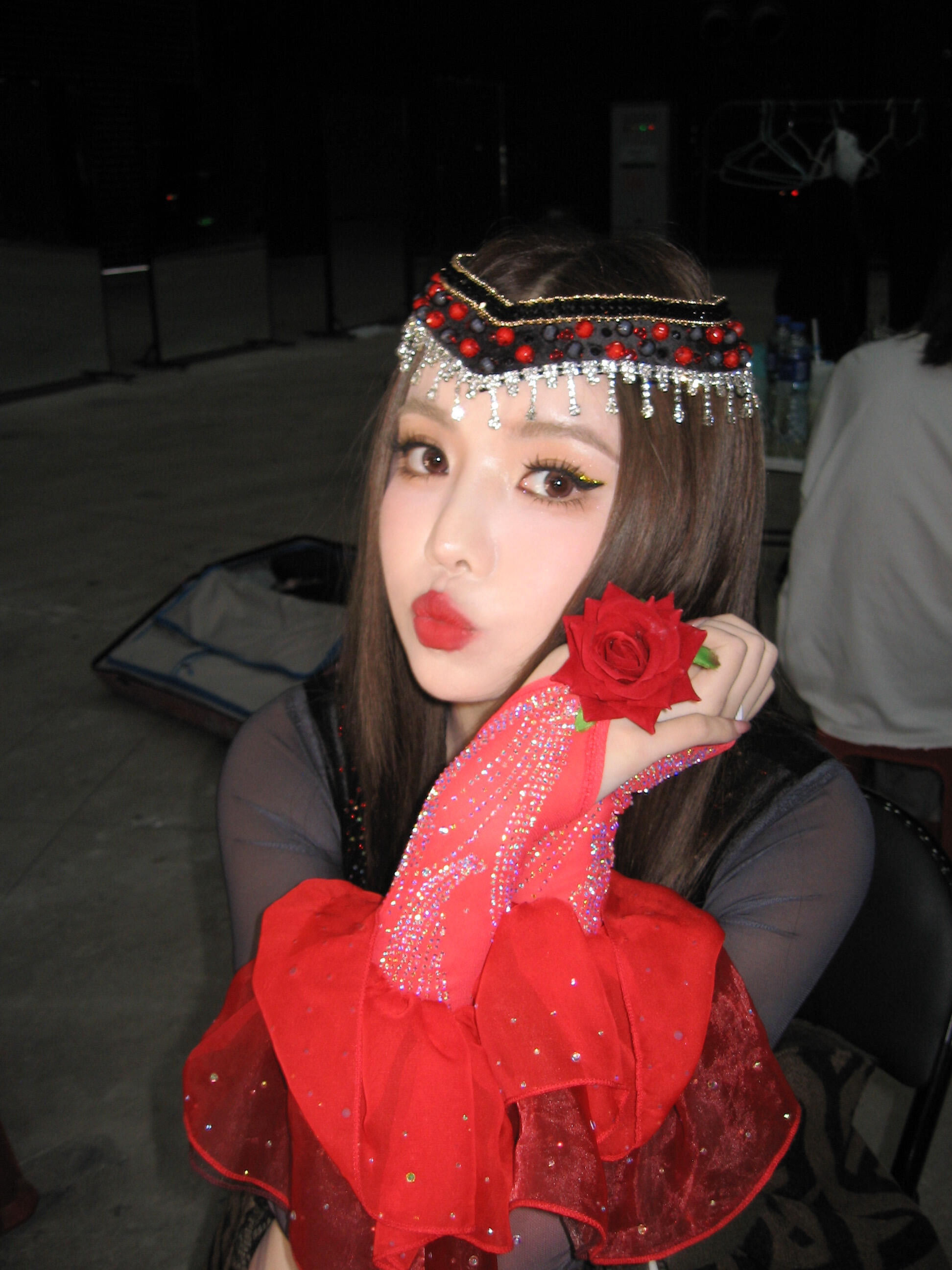 李小冉安崎 票数两位姐姐的舞台都美的各有千秋，就像黑天和与红玫瑰的切磋在舞台尽情