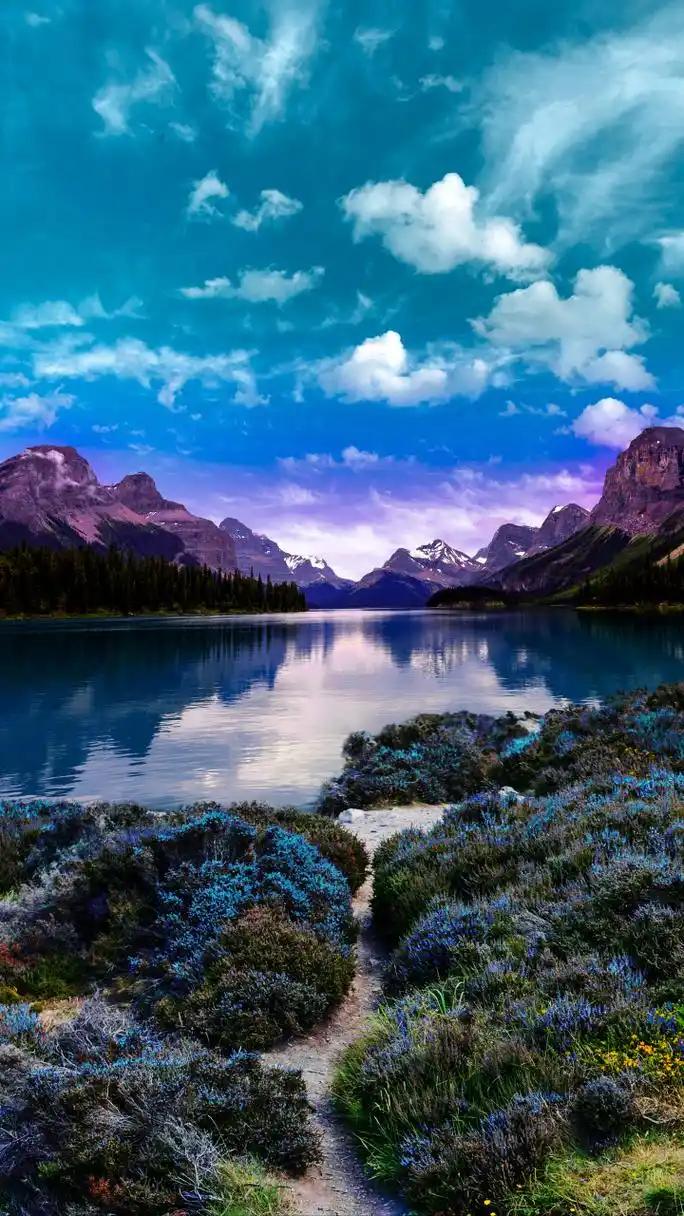 以前熬个通宵就跟玩似的，
第二天照样活蹦乱跳，
不会感觉累，
现在晚上十点一过眼