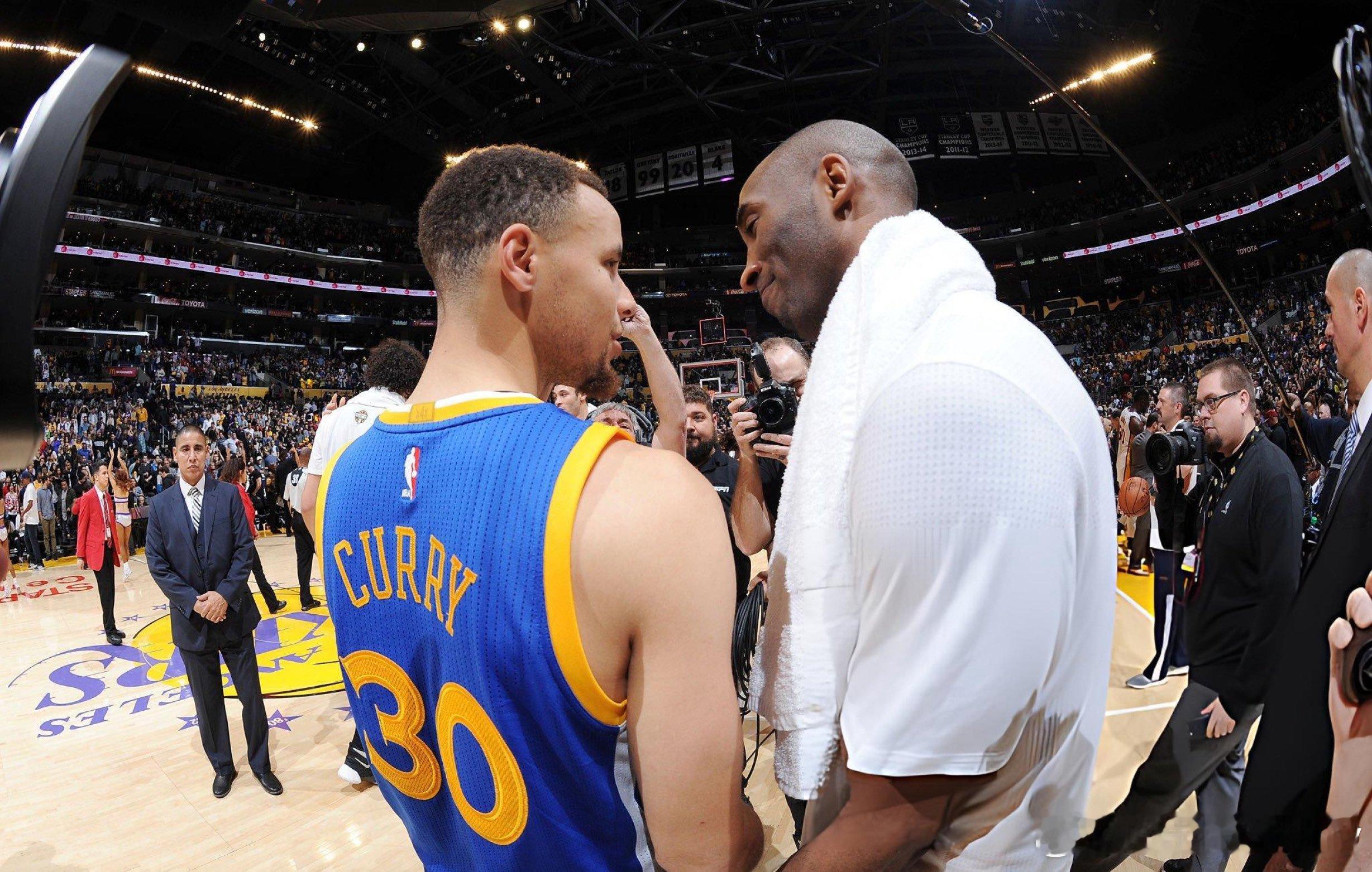 斯蒂芬·库里表示，回过头看10年前那个夜晚，勇士拿到第73胜其实并不是他当时最在