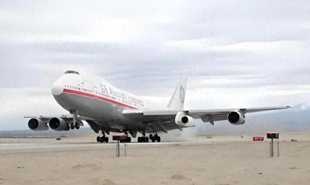 中国飞机被扣在俄罗斯！公开资料显示，目前至少有27架中国商用飞机滞留在俄罗斯，说