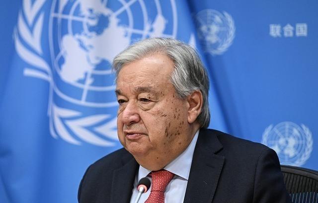 事实再次证明了一个血淋淋的真理：国防不硬，不如烧火棍！委内瑞拉现在寄希望于联合国