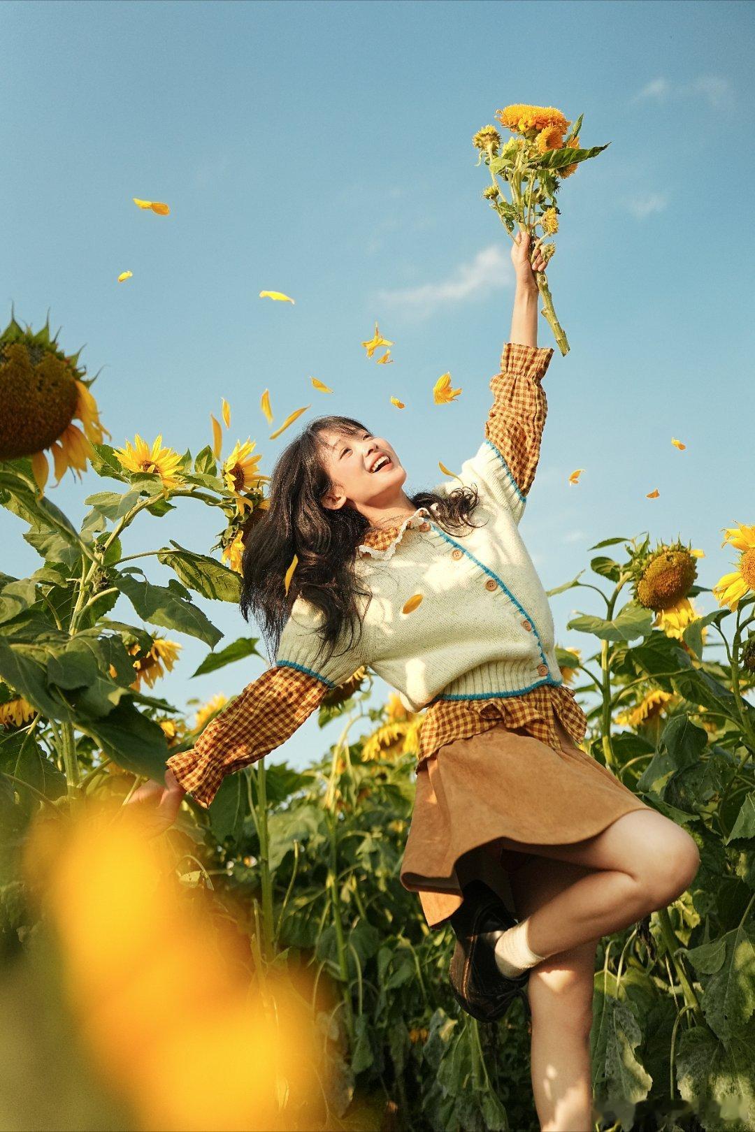 像向日葵一样生长吧🌻拍照最重要的就是生命力呀！ 