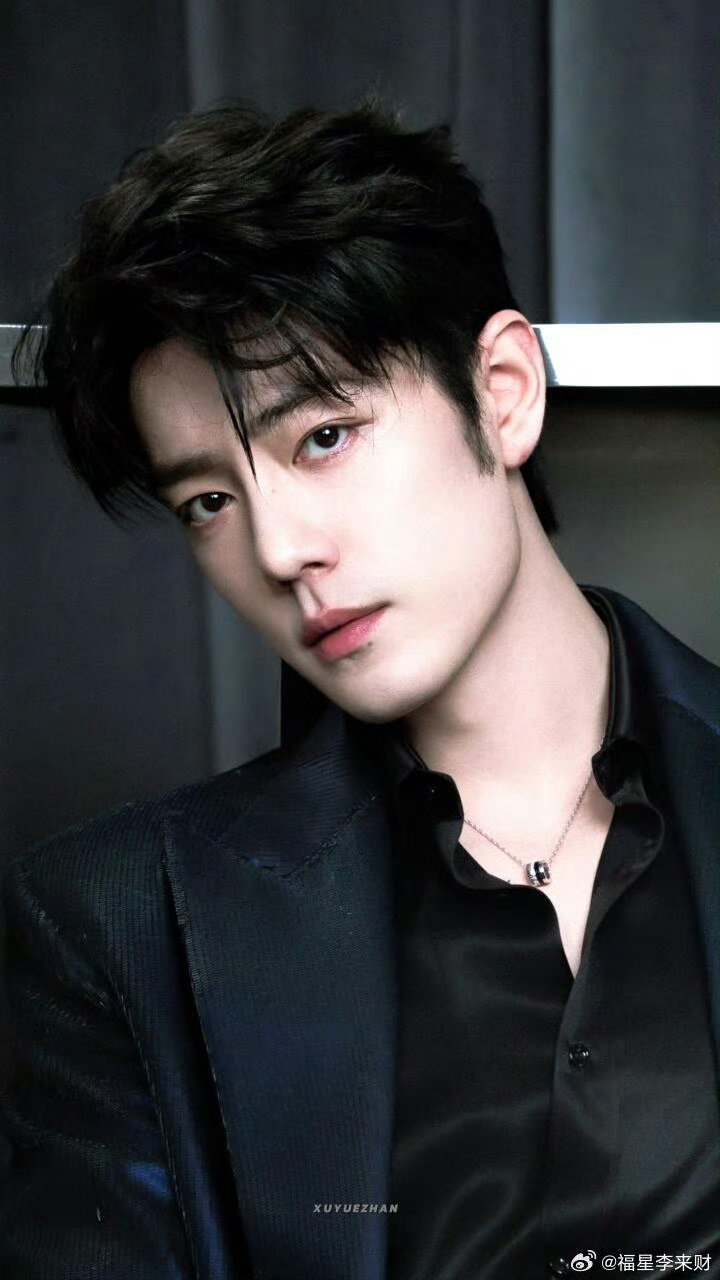 张子墨站姐拍的肖战 内娱神颜不是说说而已，张子墨站姐拍的肖战，360度无死角。不