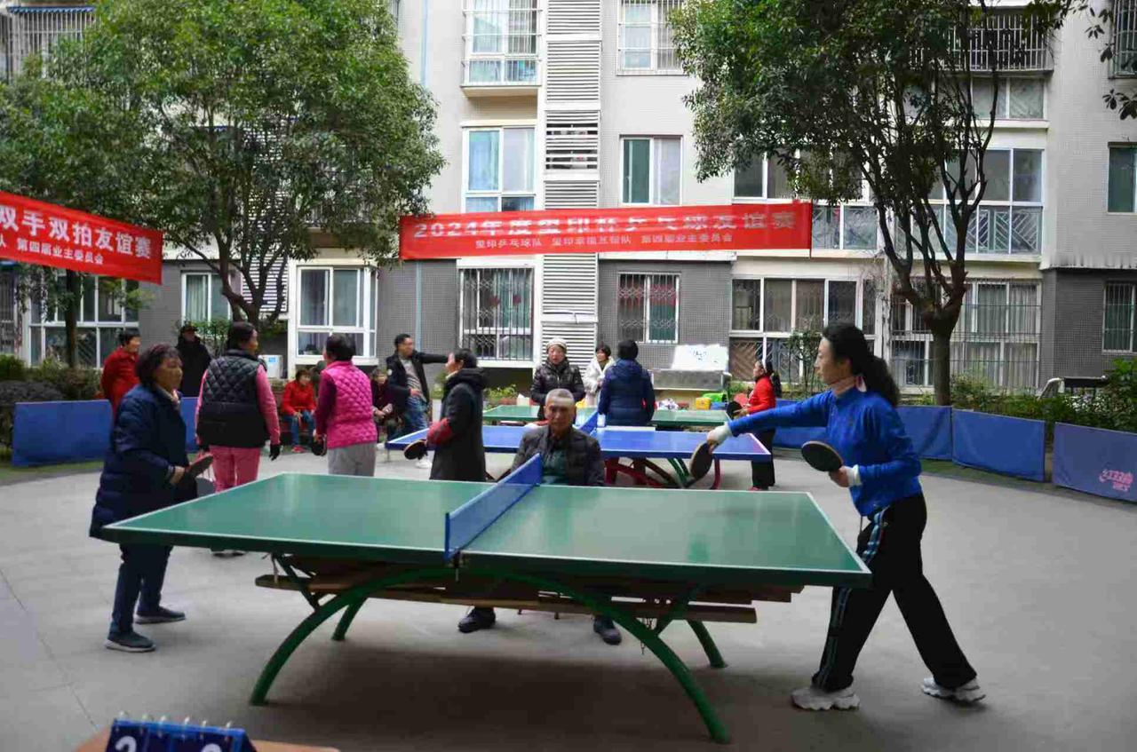 看样子长期养成的打乒乓球习惯还是有必要坚持下去

自从9月初“歪打正着”走上了头