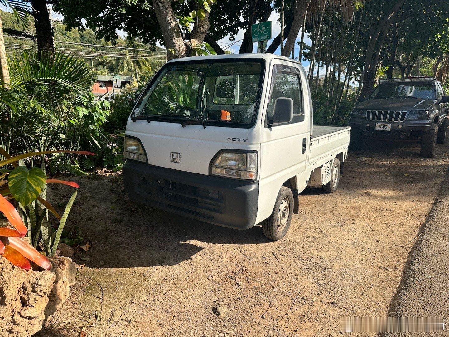 本田Acty Kei Truck在夏威夷欧胡岛上有好多，确实有使用场景。四驱+短
