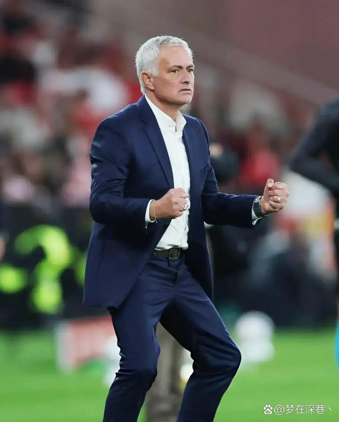 一支整个赛季主场没赢过球的保级队，掀翻了客场全胜、联赛只丢4球的领头羊。
卡萨皮