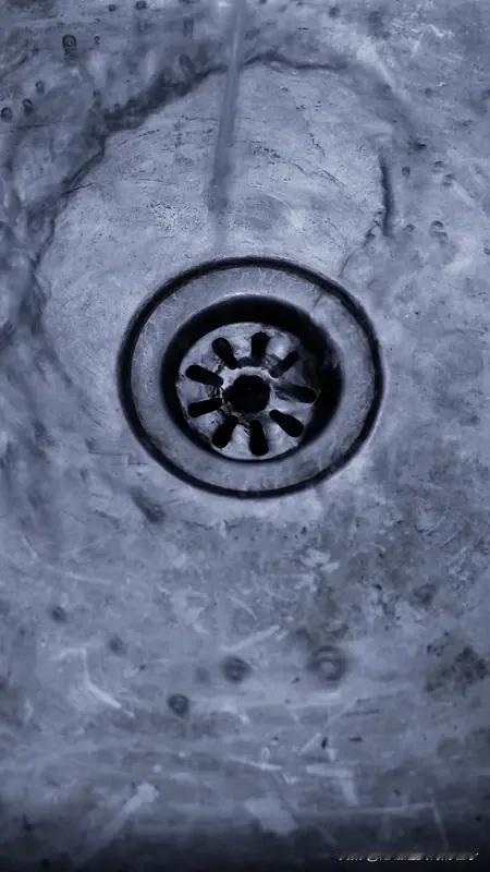 人生的痛苦大都来自哪里? 人生的痛苦大都源于认知的牢笼和对真相的无知。很多人觉得