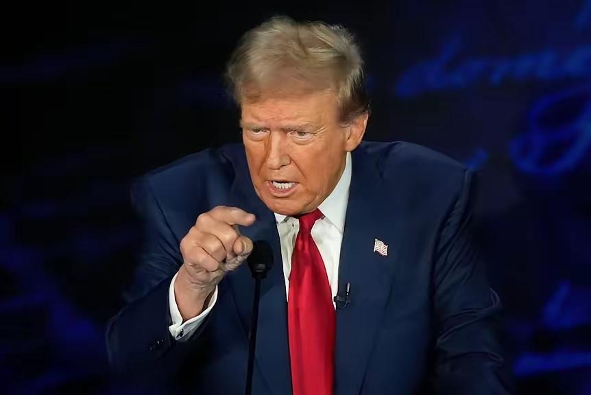 最近美国在南美洲的动作连番上演，两条新闻看得人眼花缭乱。一是美军把“福特”号航母