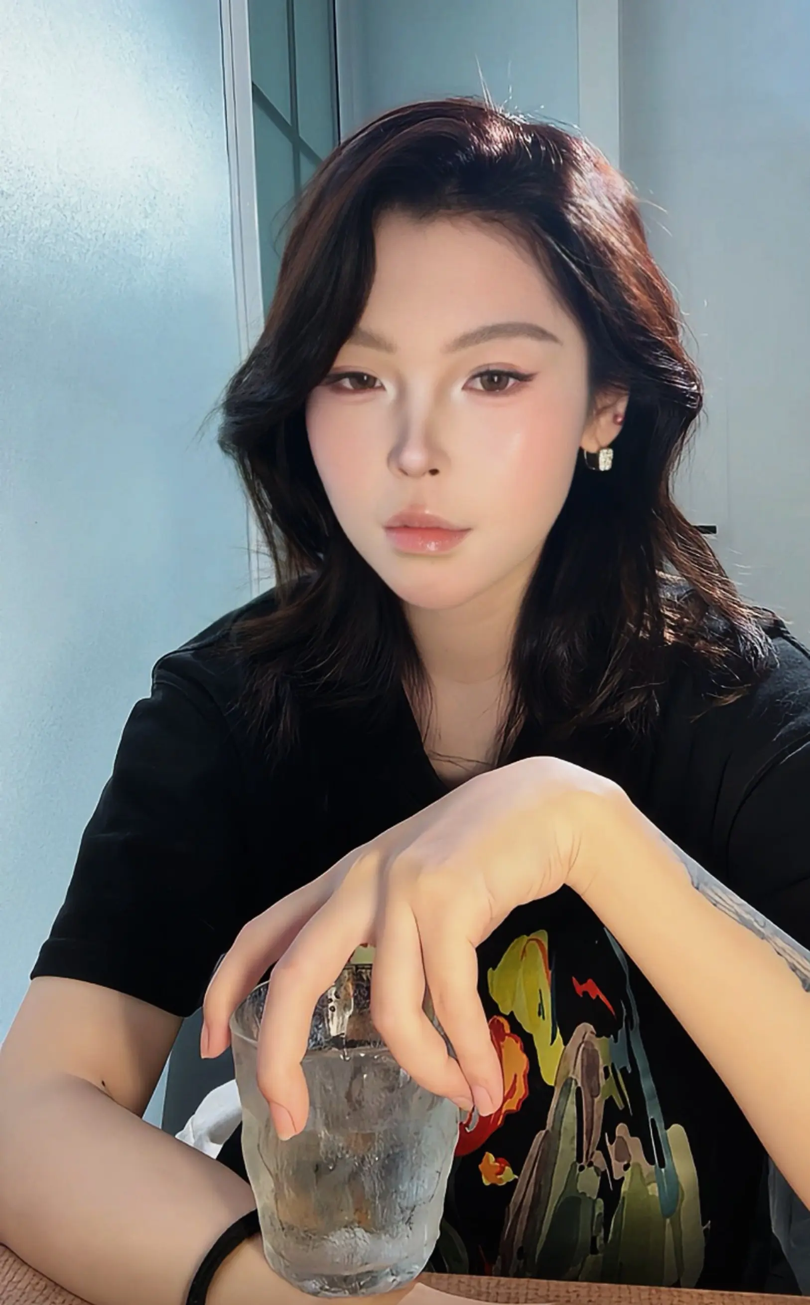 1，只要你愿意为你自己做的选择承担一切后果，你想做什么都可以 2，底层...