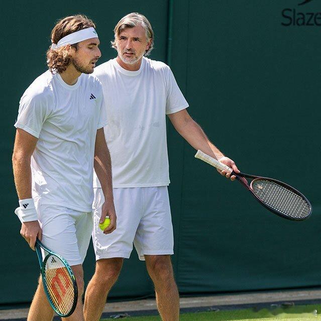 西西帕斯暗讽伊万尼塞维奇不是好教练：“我和我的团队感觉很好；我觉得他们完全各司其