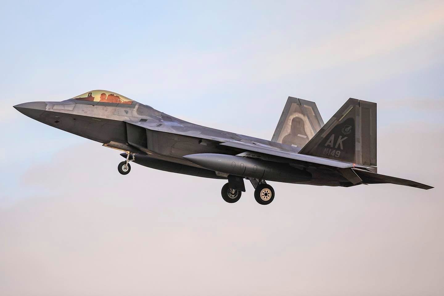 今日猛禽疣猪再见军用飞机信息汇 早安美国太平洋空军第3联队（USAF PACAF