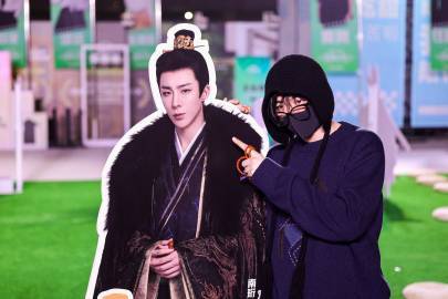 刘宇宁南珩合照刘宇宁与南珩立牌合照 刘宇宁与南珩立牌合照 