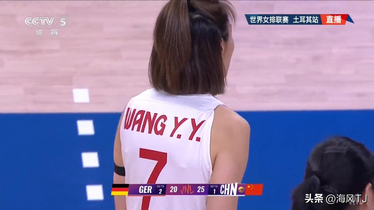 直播中🇨🇳女排对阵🇩🇪女排
        女排世联赛土耳其站，中国女排