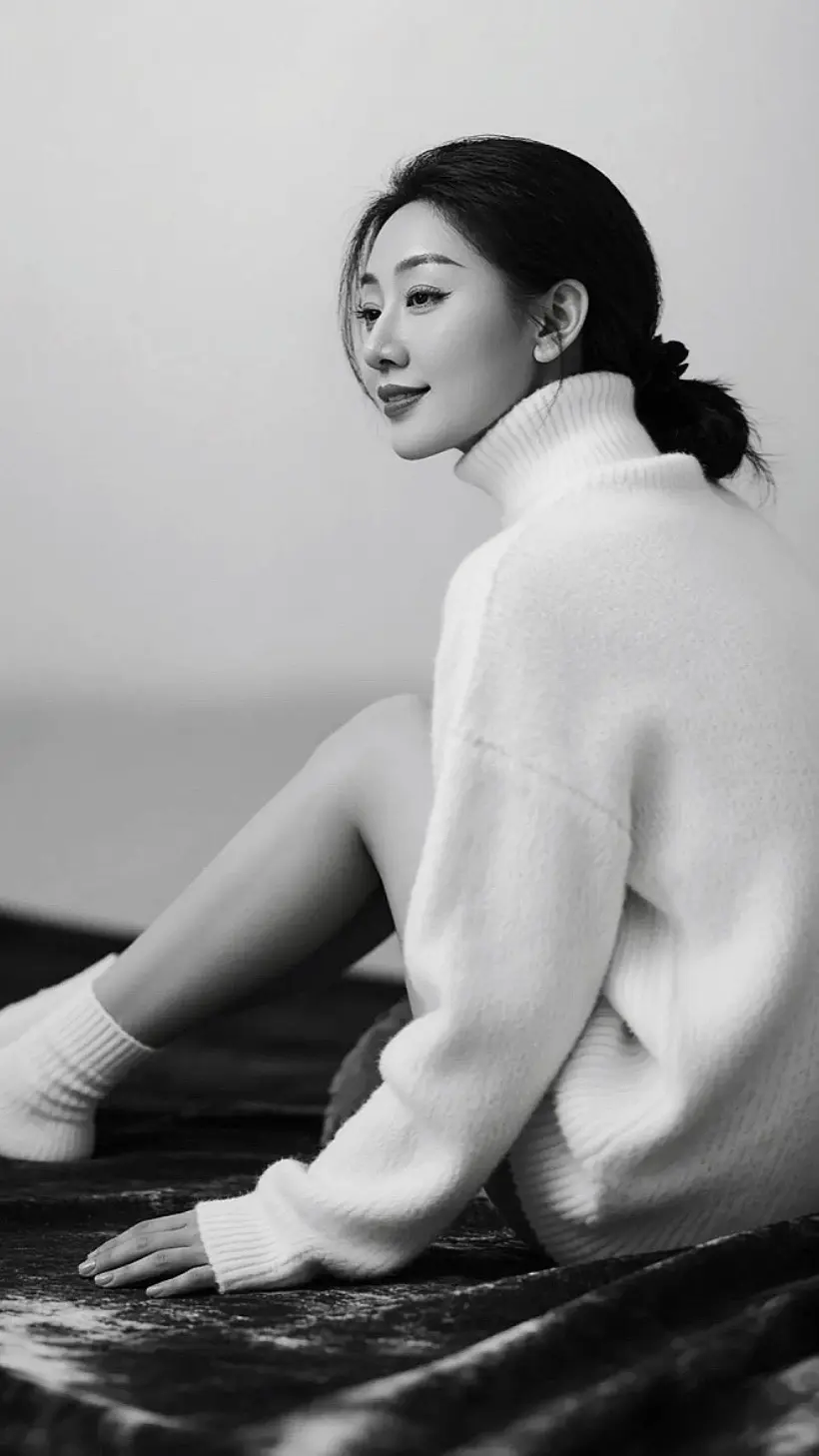 AI毛衣氛围感写真 随变ai随便玩 伙伴计划广告分成玩法达人