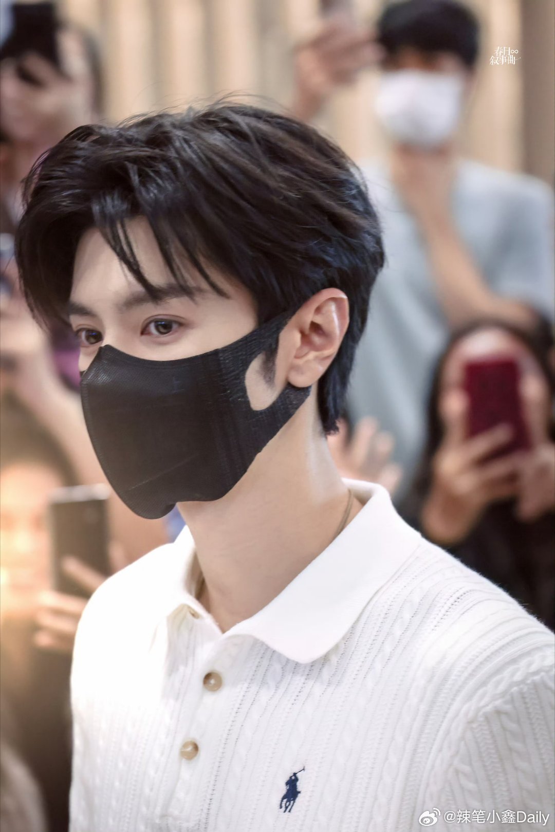 陈哲远 再不救教资要融化了恭喜陈哲远超like破万，只要是远丝想要的，轻轻送送就