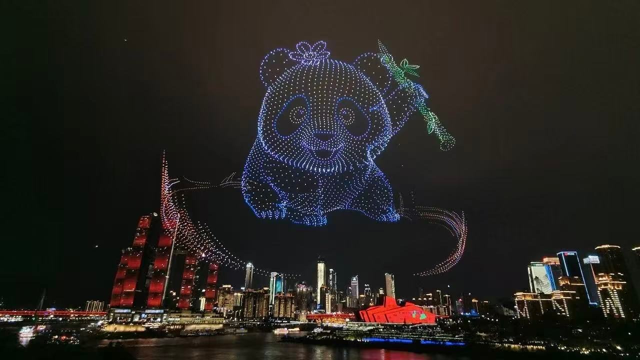 致敬劳动，百业长安中国长安汽车祝大家劳动节快乐 