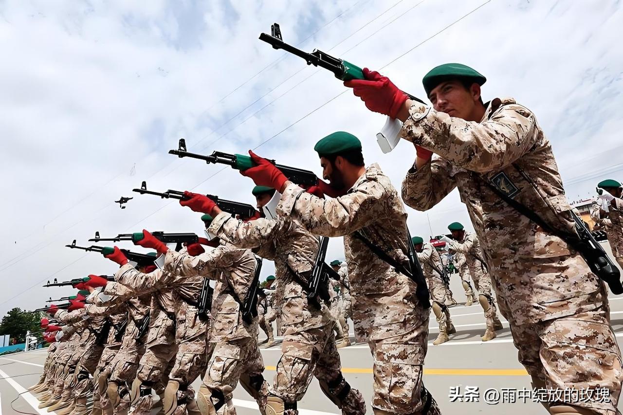 伊朗高层接连出事，老百姓为啥还这么齐心？
 
最近网上聊伊朗的特别多，都说高层被