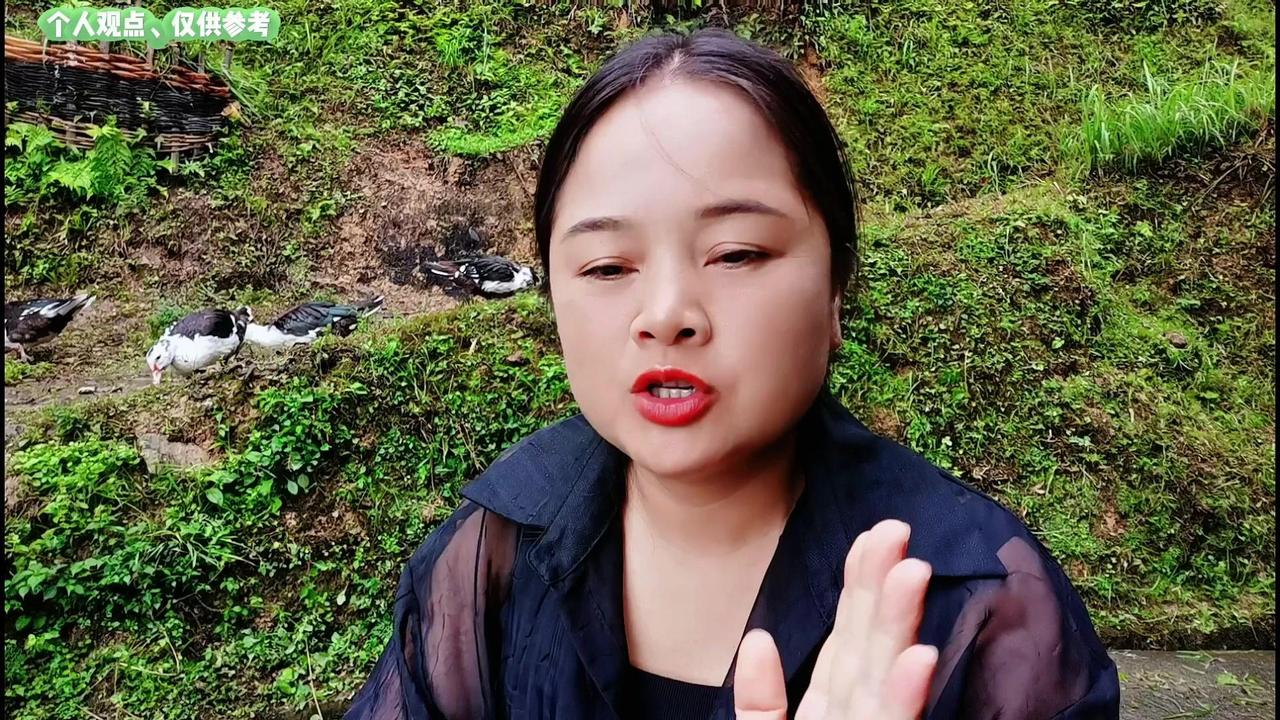 📌寿命短的人，吃饭时有这3个坏毛病，希望你一样也没在

💡在日常生活中，不同
