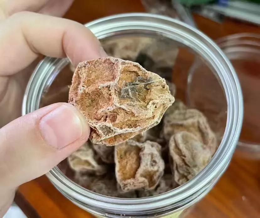 必须曝光!	吃第一口前真的要好好看清楚	
真是吐了
什么鬼东西，这是鸡毛吗?15