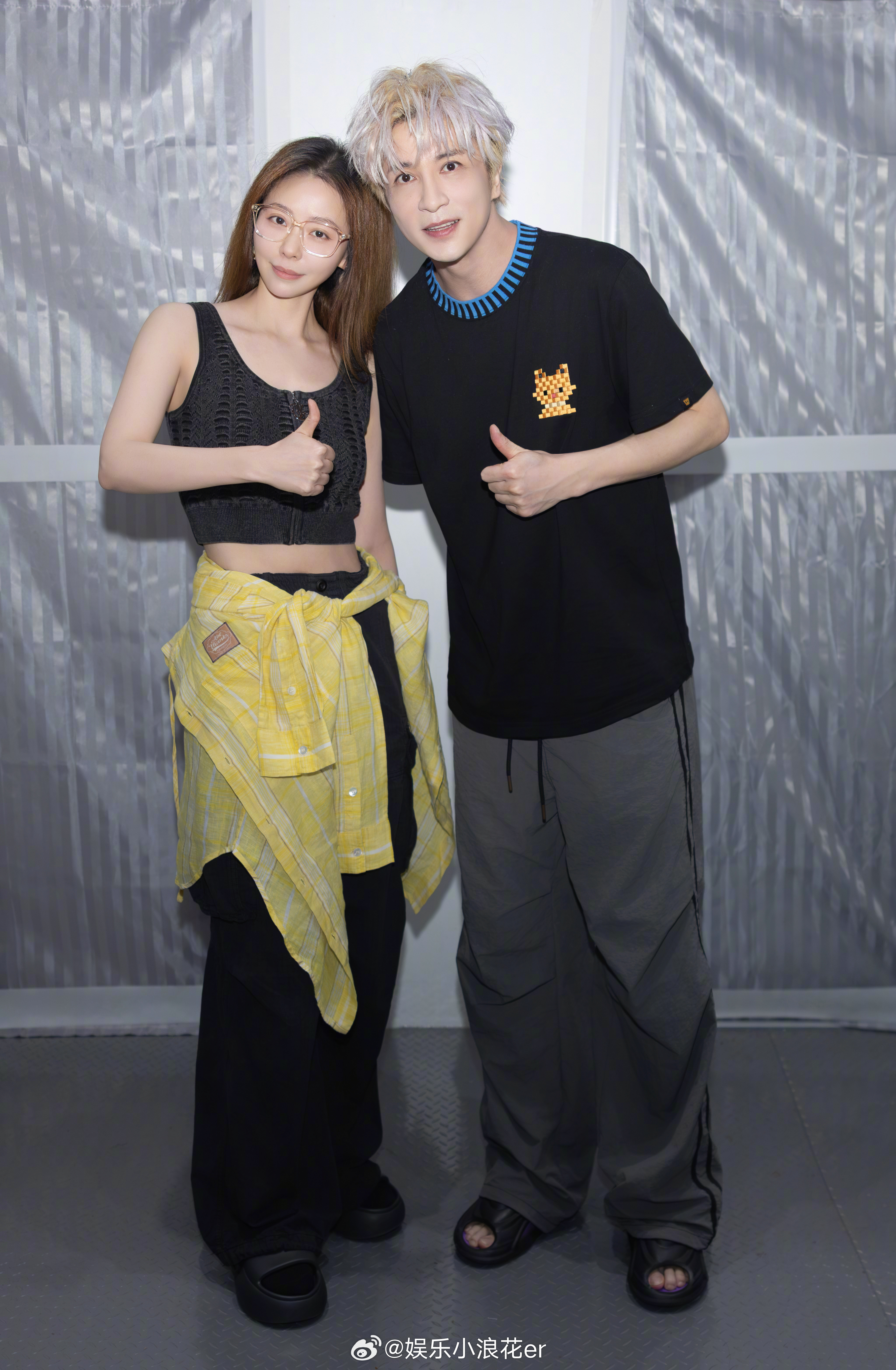 张靓颖张天爱看薛之谦演唱会 张靓颖晒照分享和张天爱、张嘉佳一起看薛之谦演唱会：“