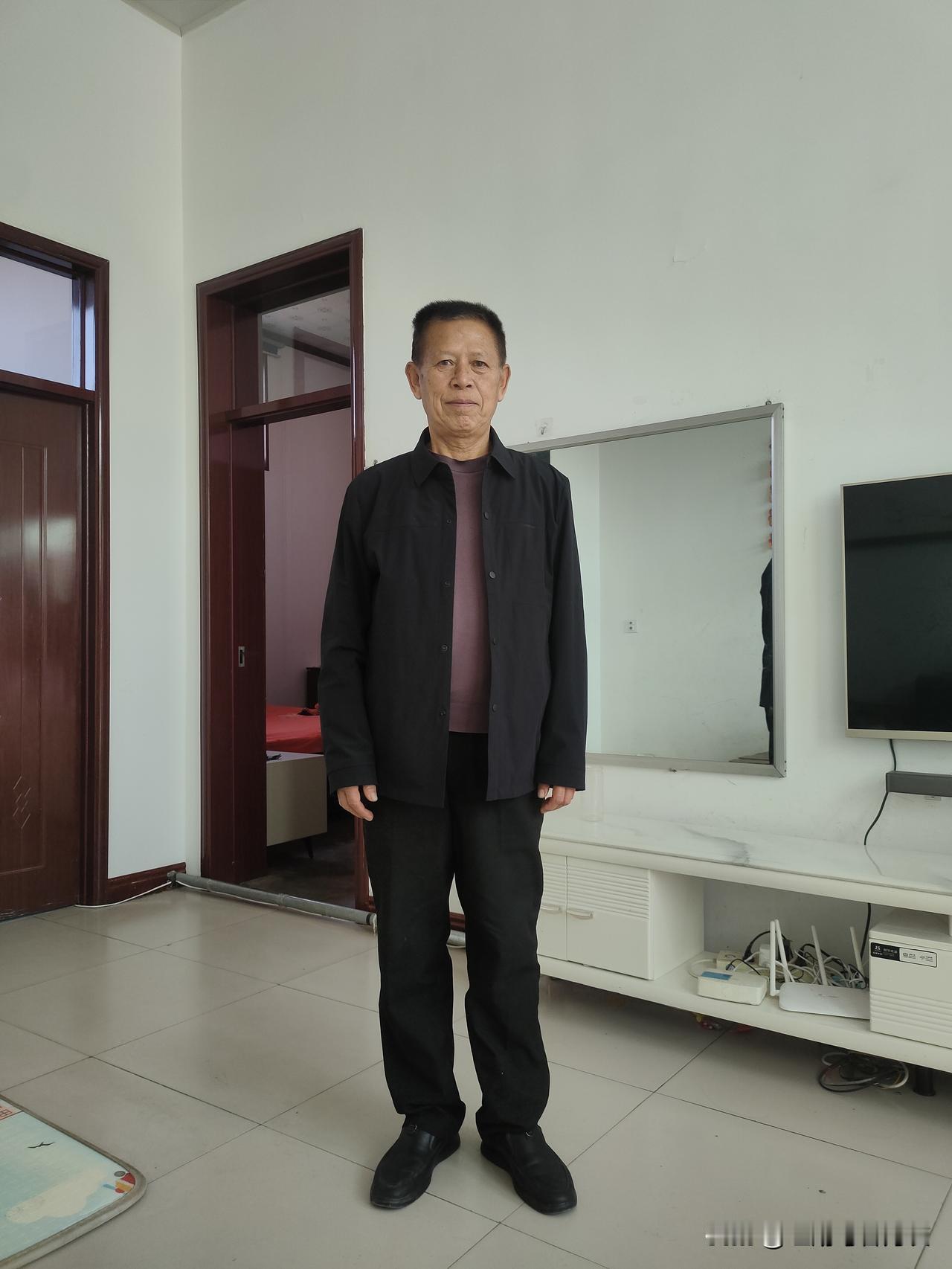 25日，山西男篮主场以80:112大比分败给前来挑战的劲旅上海男篮！
   我作