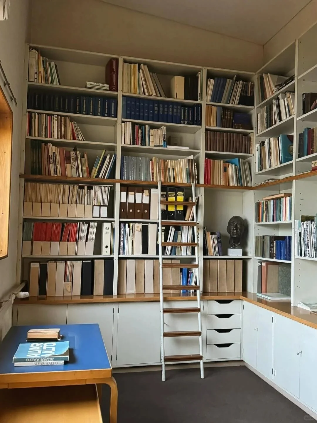 J 人的书架都怎么摆📚