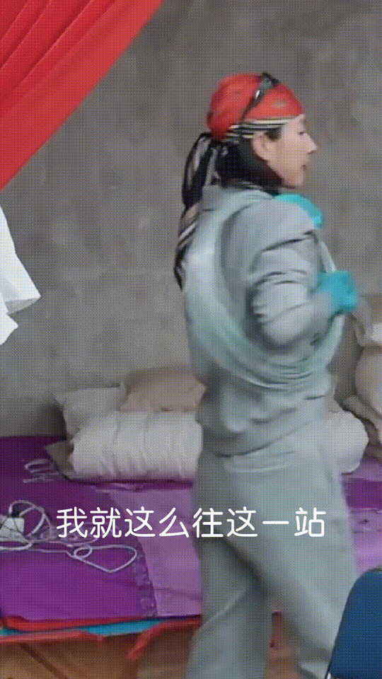 #真有人在哪都能出片啊#哈哈，你提到的“燃烧的月亮张歆梦”和“陆仙人”真的太有才