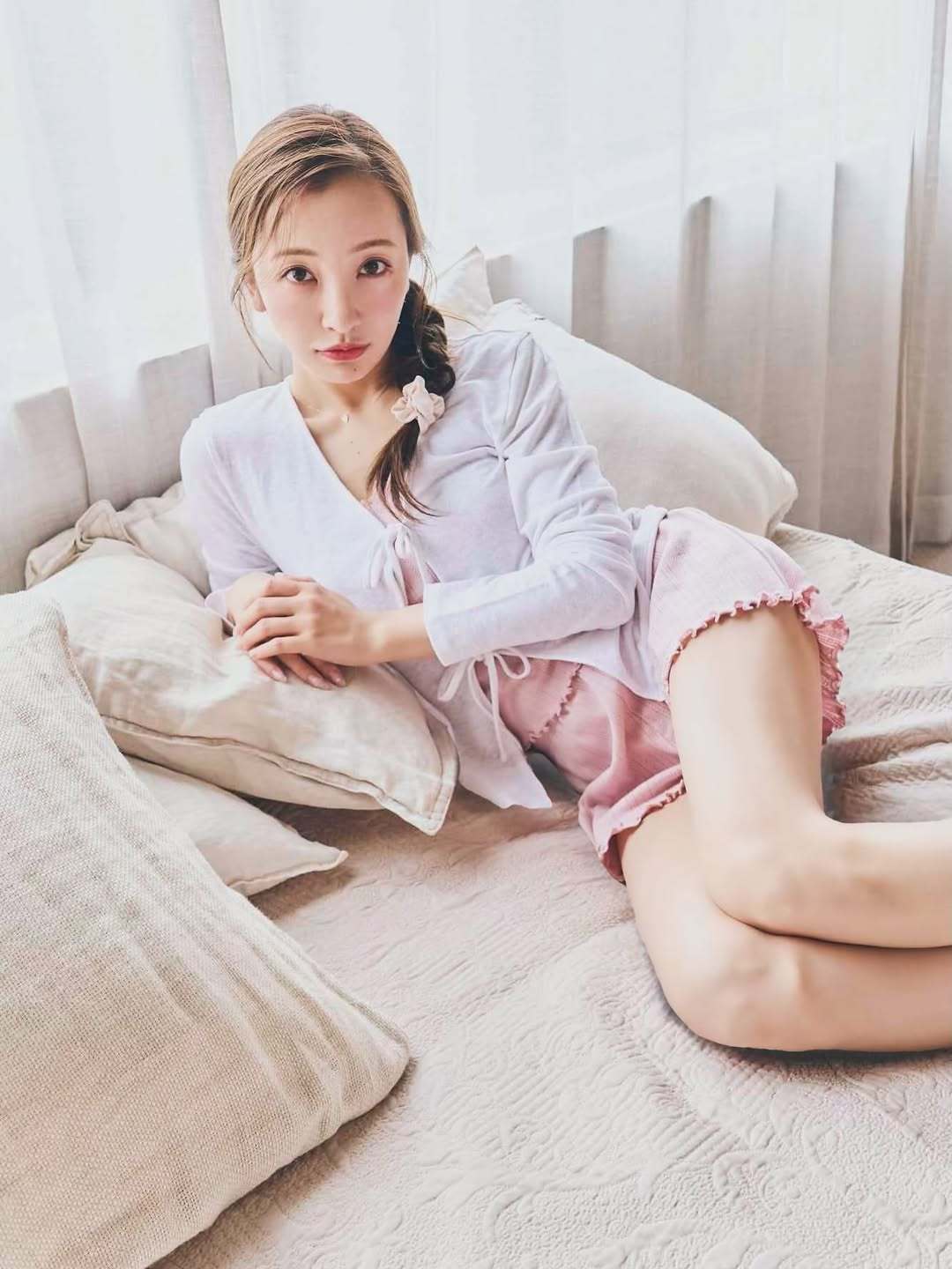 板野友美 260808 ins更新.MAQUIA美活連載今回のテーマは【美しいロ