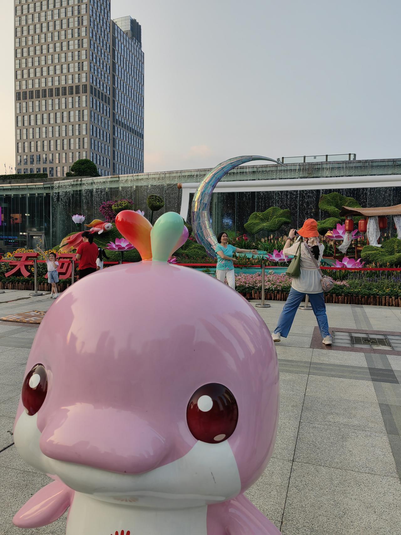 普通人跨越阶层最大的阻力是什么?普通人跨越阶层最大的阻力是勇气和底气。勇气即人的