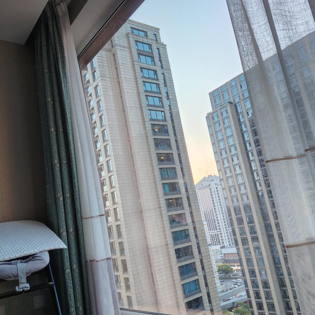 如果给你六百块钱，每天注视这个地方，晚上两三个小时起夜一次，每次醒半个小时。然后