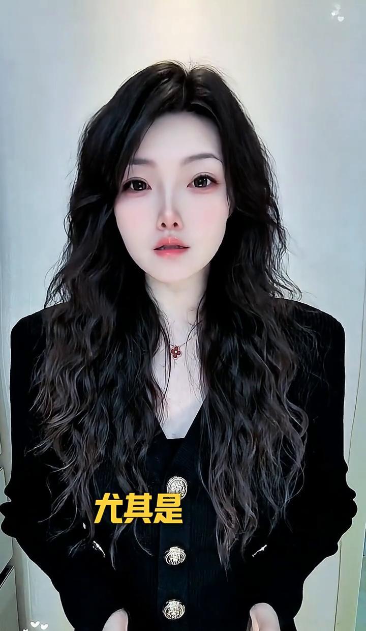 都在吐槽微信占内存，结果这几个“神仙功能”藏得这么深大家却不知道？
特别是那个照