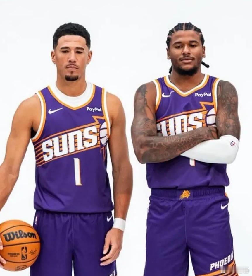 来辣….梦中情阵之无敌旋风超级双摇摆[跪了]，对阵快船杰伦格林太阳首秀。至于阳和