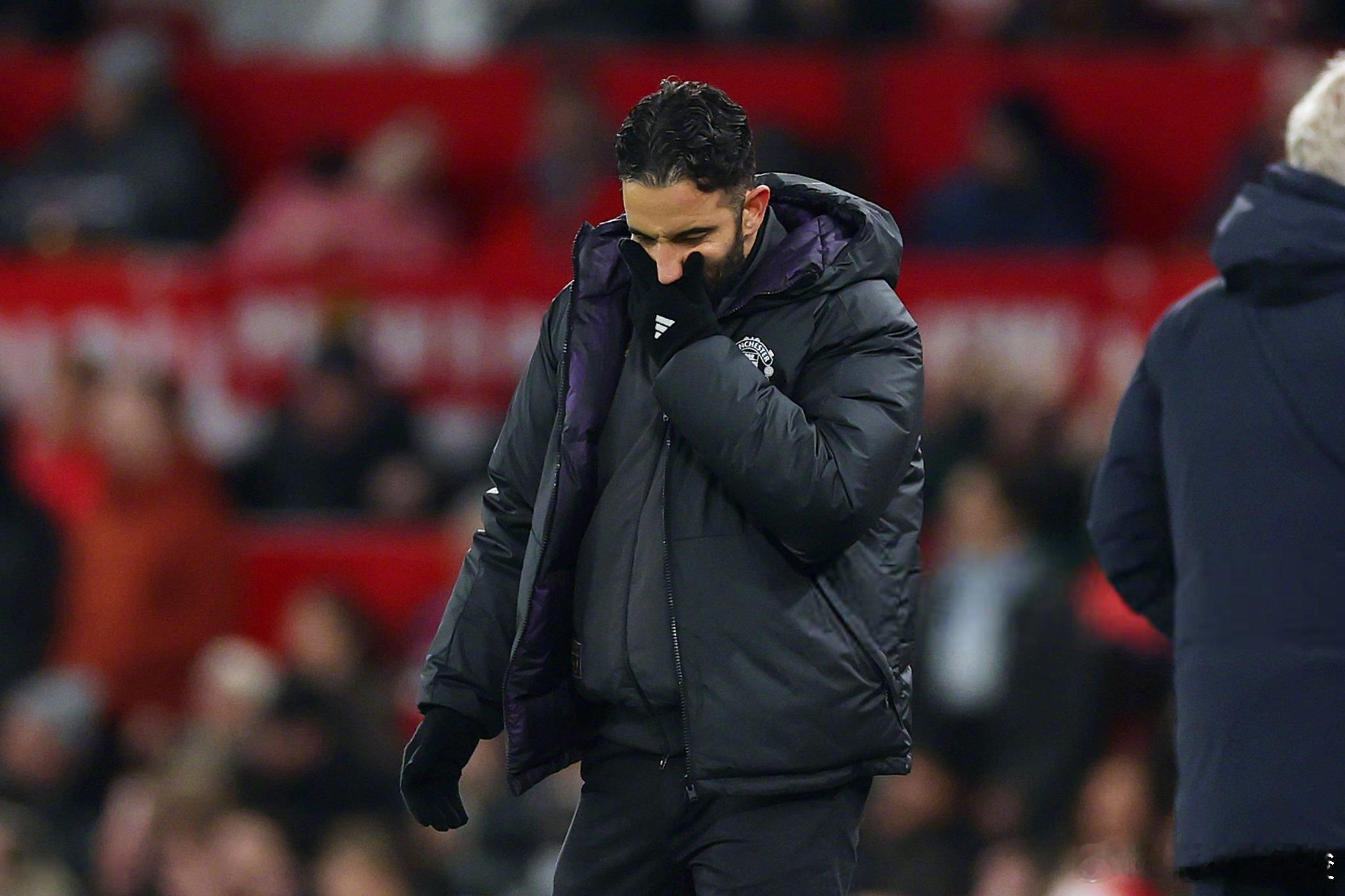 库尼亚、舍什科伤缺，曼联的进攻又回到老样子，而且阿莫林首发阵容安排还拆散了原本很