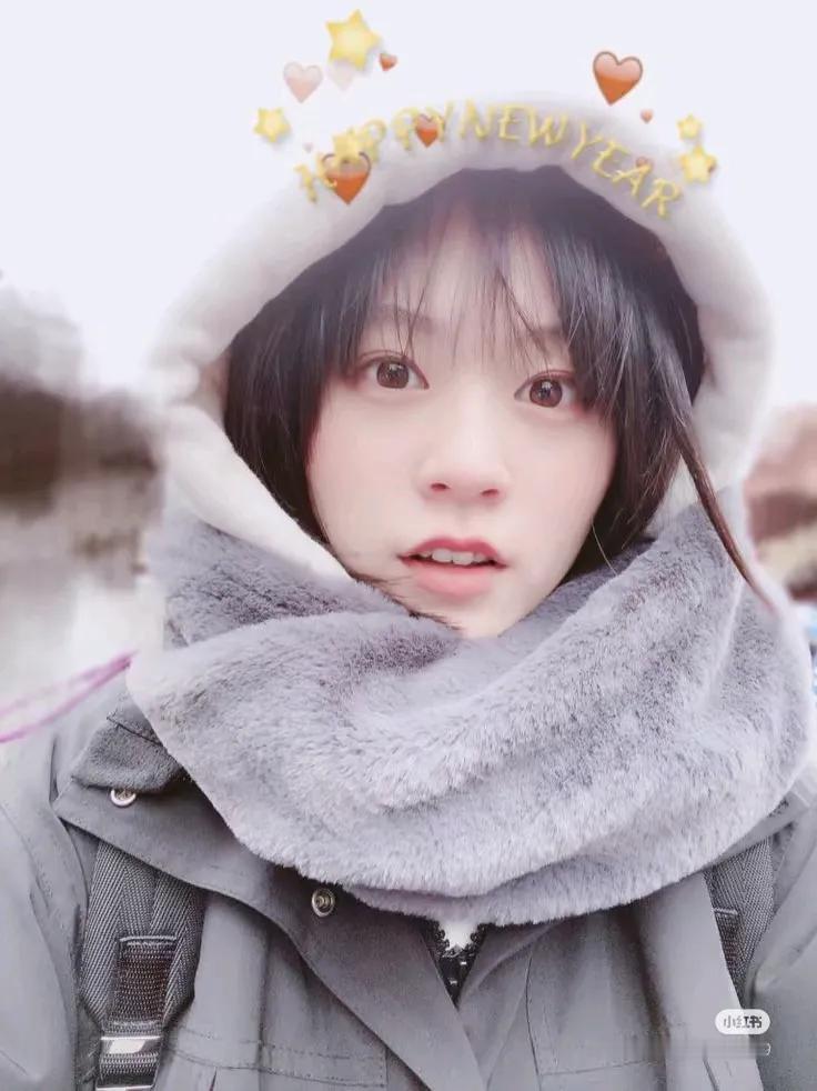 话说日本近几年就推出了许多颜值和气质都相当不错的新晋艺人，而中岛由贵就是其中之一