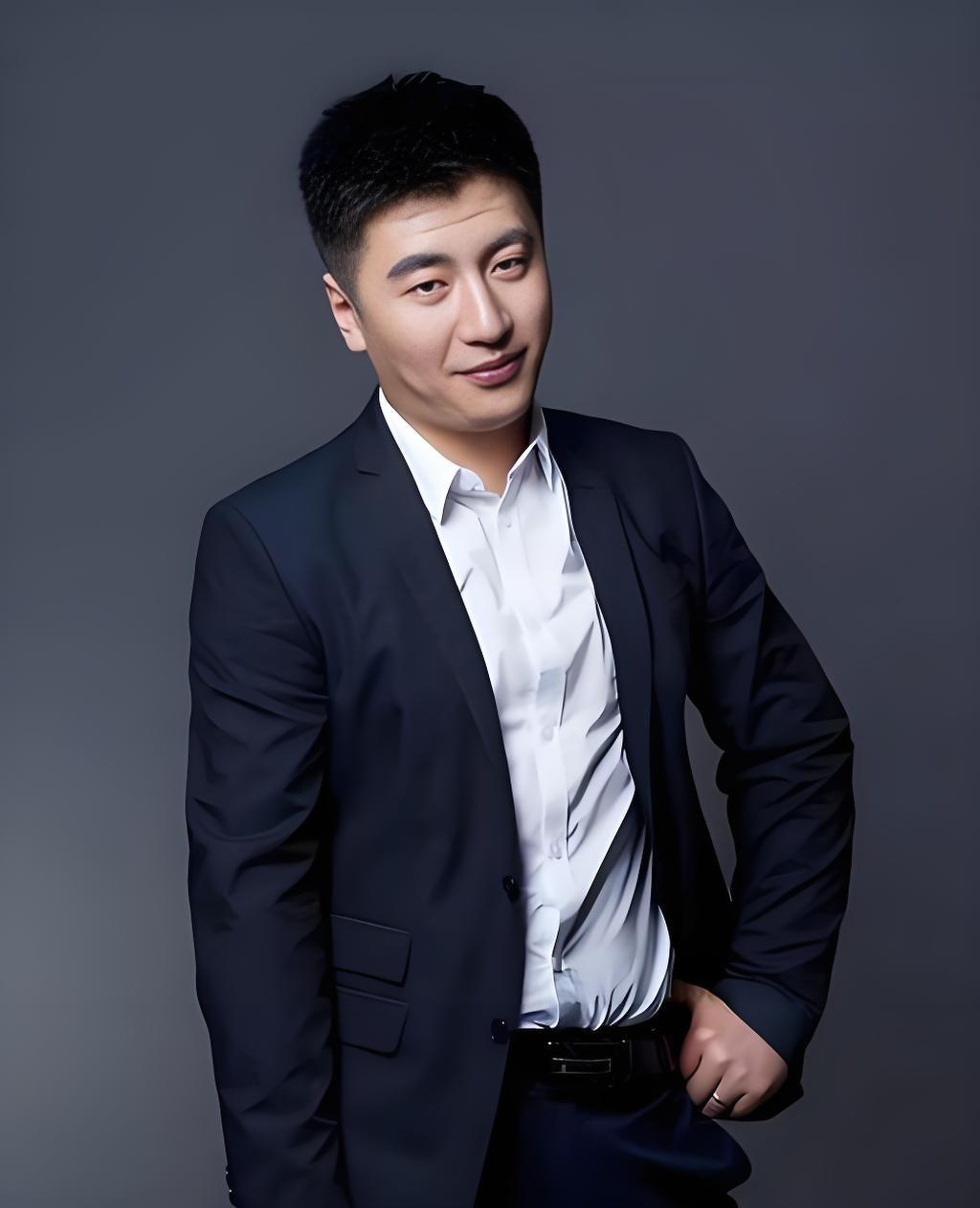 惊闻张雪峰老师离世的消息，心中满是惋惜。虽然网络上关于他的评价褒贬不一，但不可否