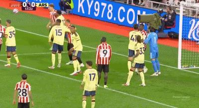 【英超】桑德兰0比2阿森纳北京时间3.00，英超第4轮，阿森纳客场挑战桑德兰，比