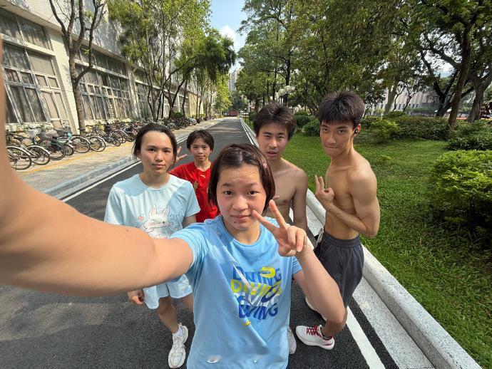 排除干扰 走自己的路 全红婵练瘦了 ​​​