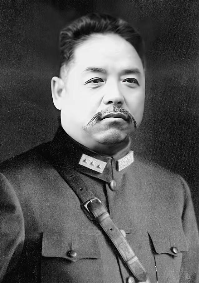 "就是把我枪毙了，也不做官。"北平和平解放后，曾任华北"剿总"副总司令的国民党上