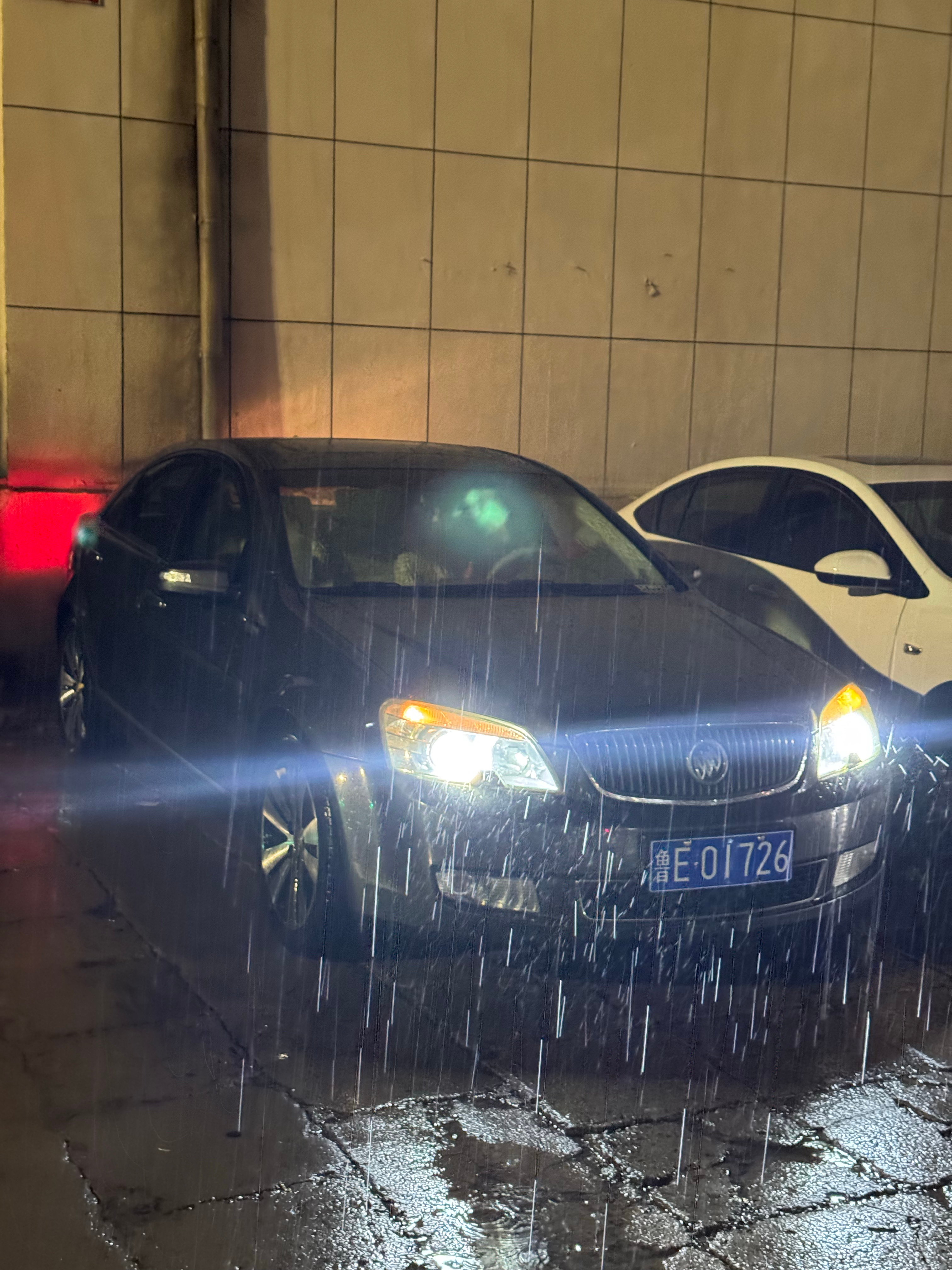台风巴威对山东发力了憋说了憋说了，今下午已经给我淋的透心凉了 