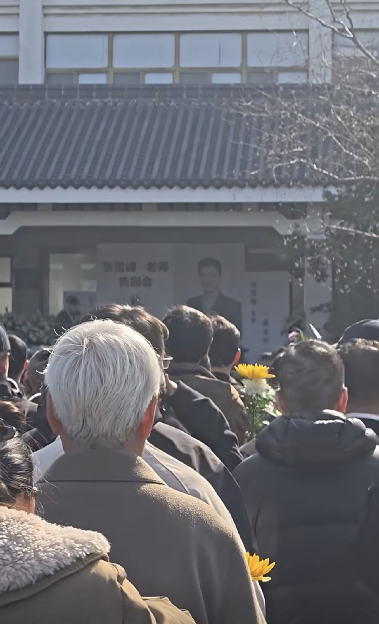 今年清明节，一个值得去缅怀的人。