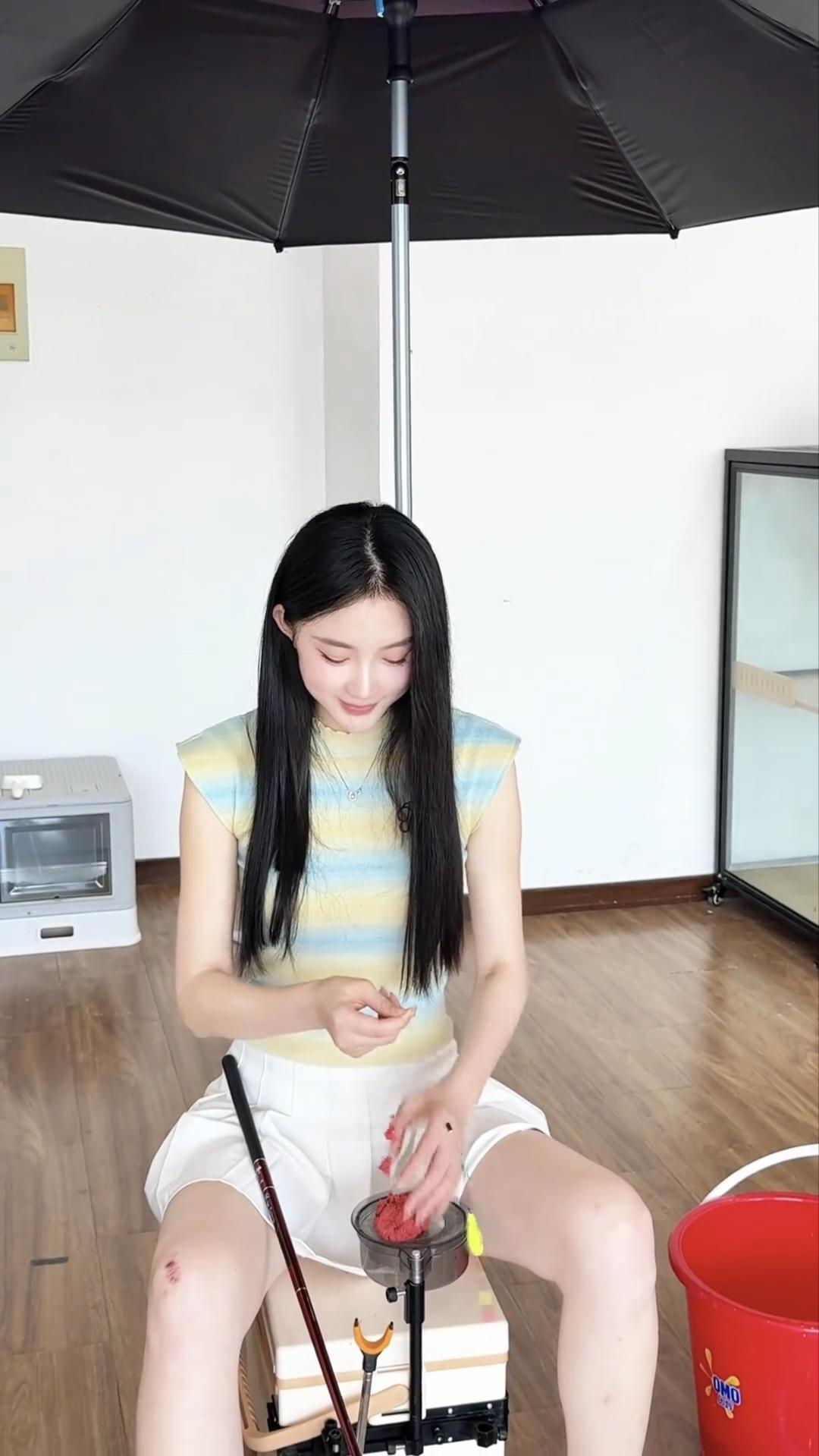 天太热，外加腿受伤，只能在家里过手瘾了，别说，这还挺好玩的。。。