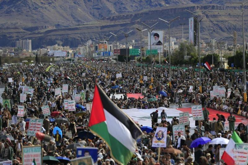 该来的，终究还是来了！也门胡塞武装入局。

在周六（3月27日）前一直按兵不动的