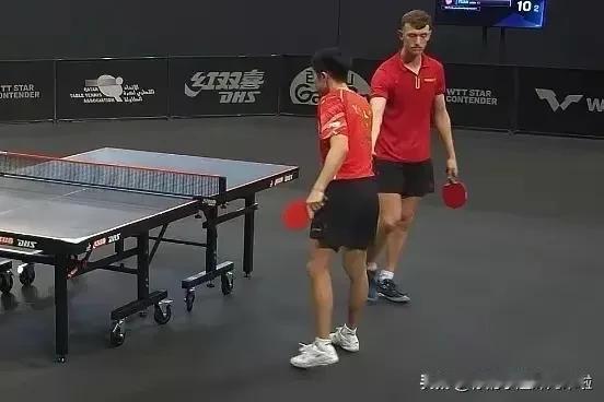 国乒2024年最大黑马非袁励岑莫属，在昨天首轮资格赛，他以3：0战胜对手阿德里安