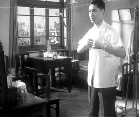 二分钱一合火柴的时代有确良吗?有，大约从1973年开始，农村陆陆续续就有人穿上了