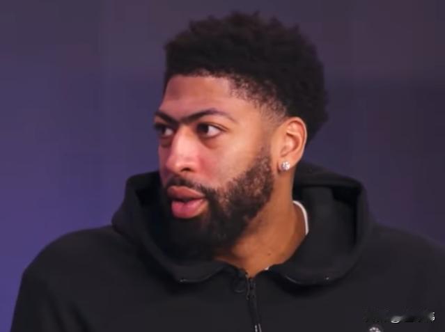 让人动容！浓眉谈老大哥詹姆斯：

“无论如何。”

“我都感谢勒布朗。”

“如